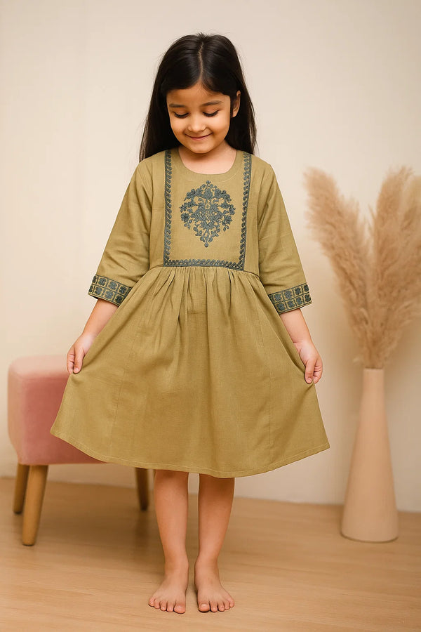 Zeenat Kurti